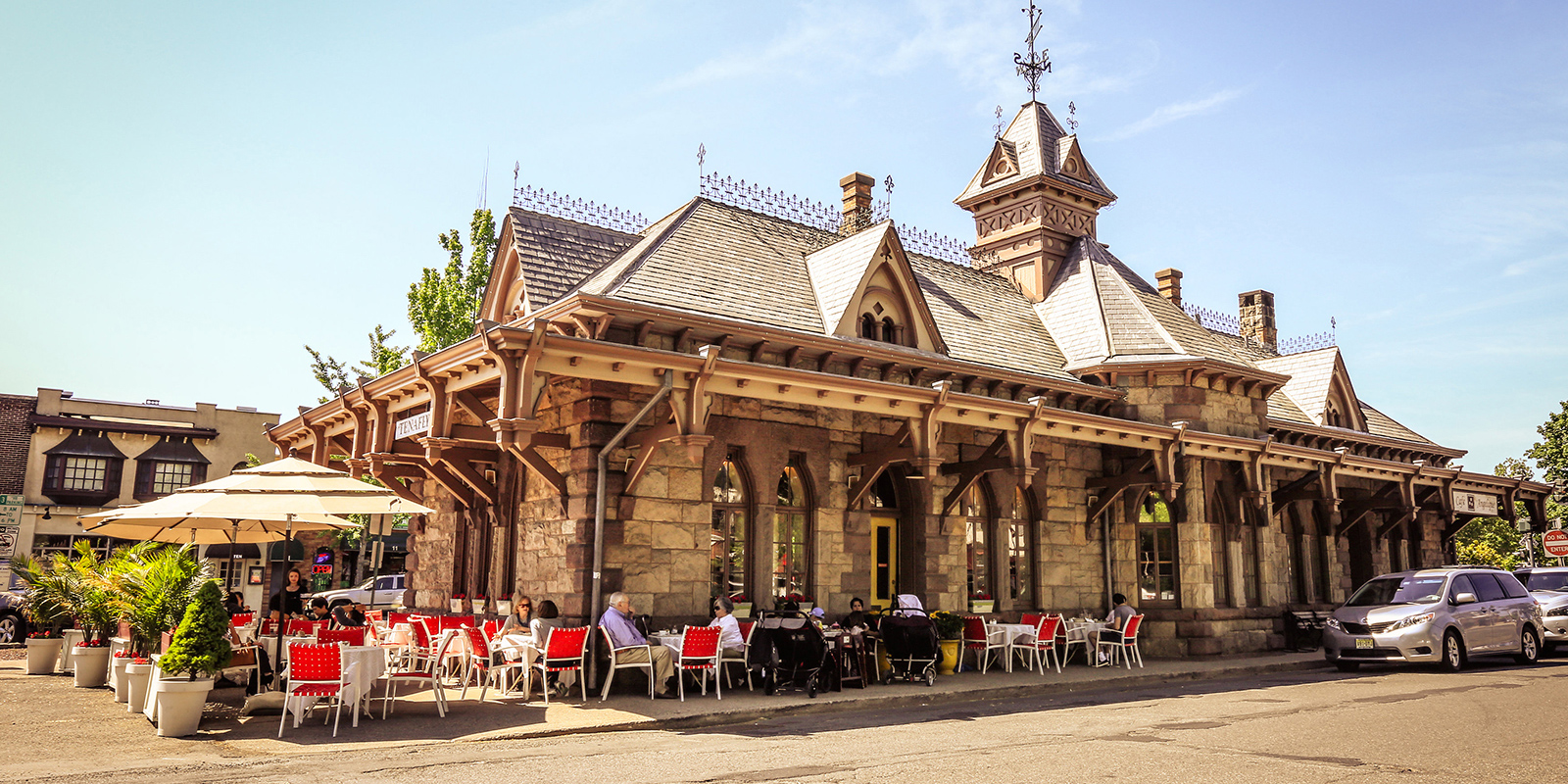 Tenafly cafe inside a old train station